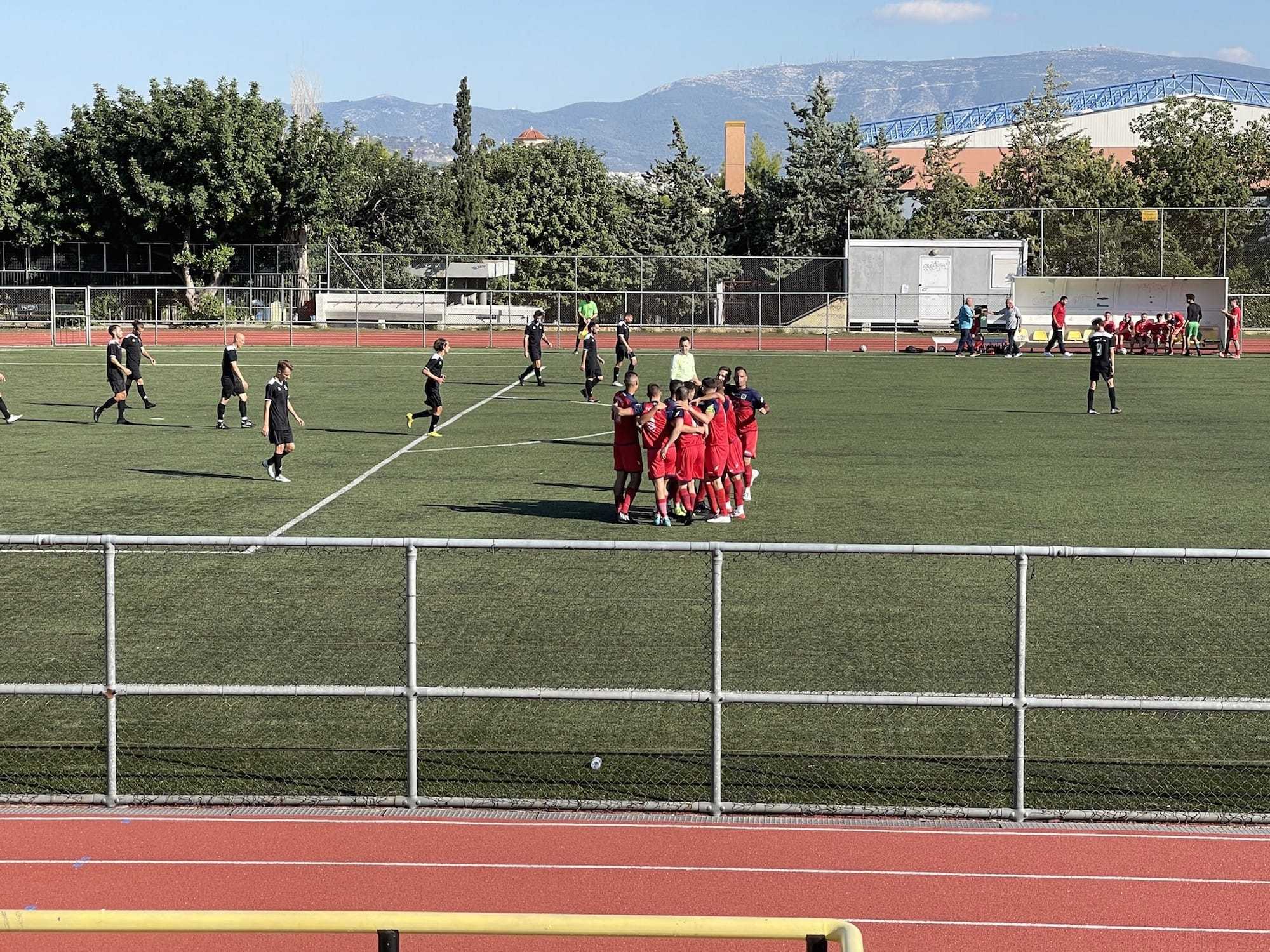 Πρεμιέρα με χαμόγελα και ωραίο ποδόσφαιρο