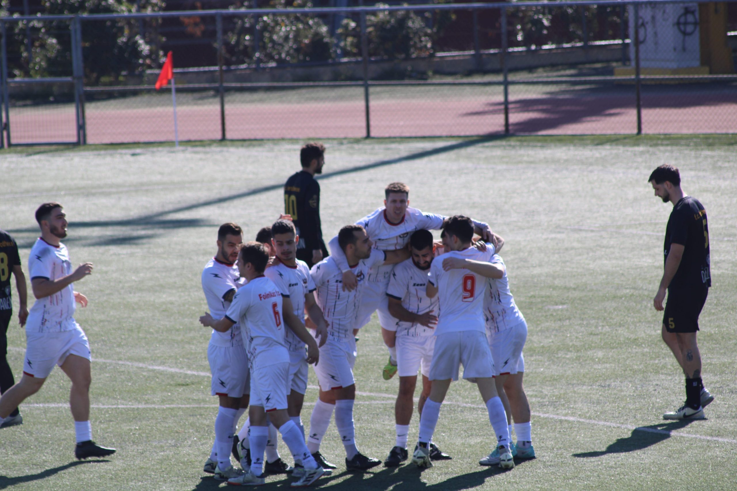 Εμφατική εμφάνιση κόντρα σε όλα